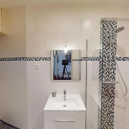 דירה Joivy Trendy Near Champ De Mars פריז